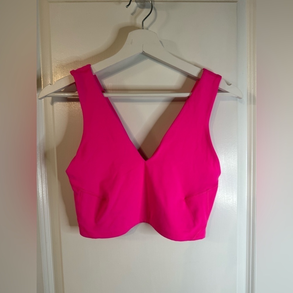 NWOT Free People Movement Hot Pink Never Better Crop Cami Bra - Size Small - Picture 1 of 6